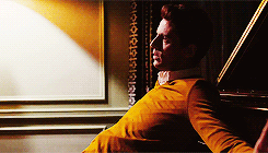 tumblr_midtq57uqp1r2n8k7o2_250